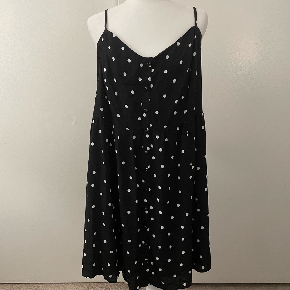 Black & White Polka Dot Dress - Picture 2 of 5